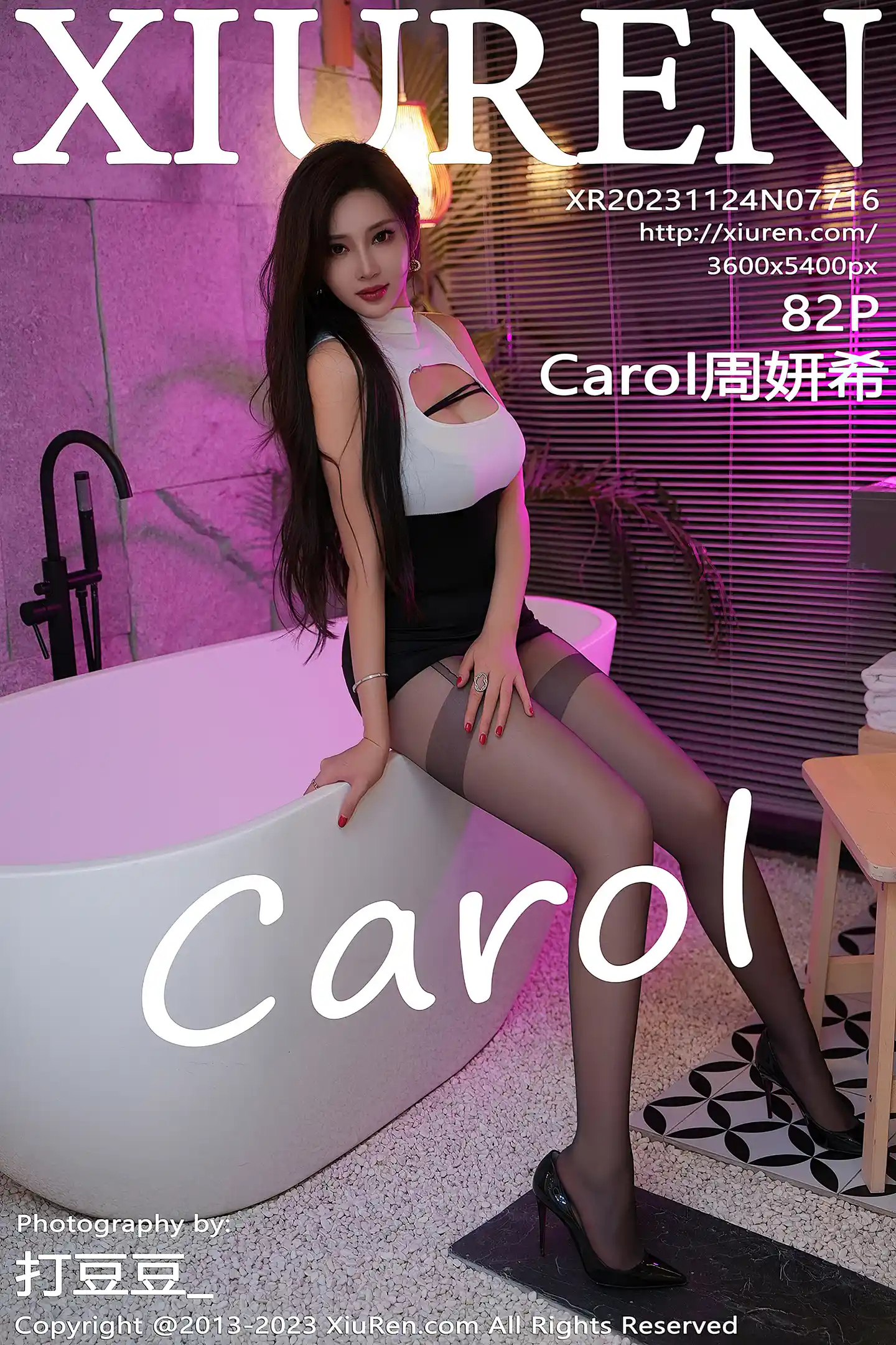 [XiuRen秀人网]No.7716_女神Carol周妍希性感黑白连衣短裙配超薄黑丝秀翘臀美腿诱惑写真82P-秀人网 - XiuRen.Space